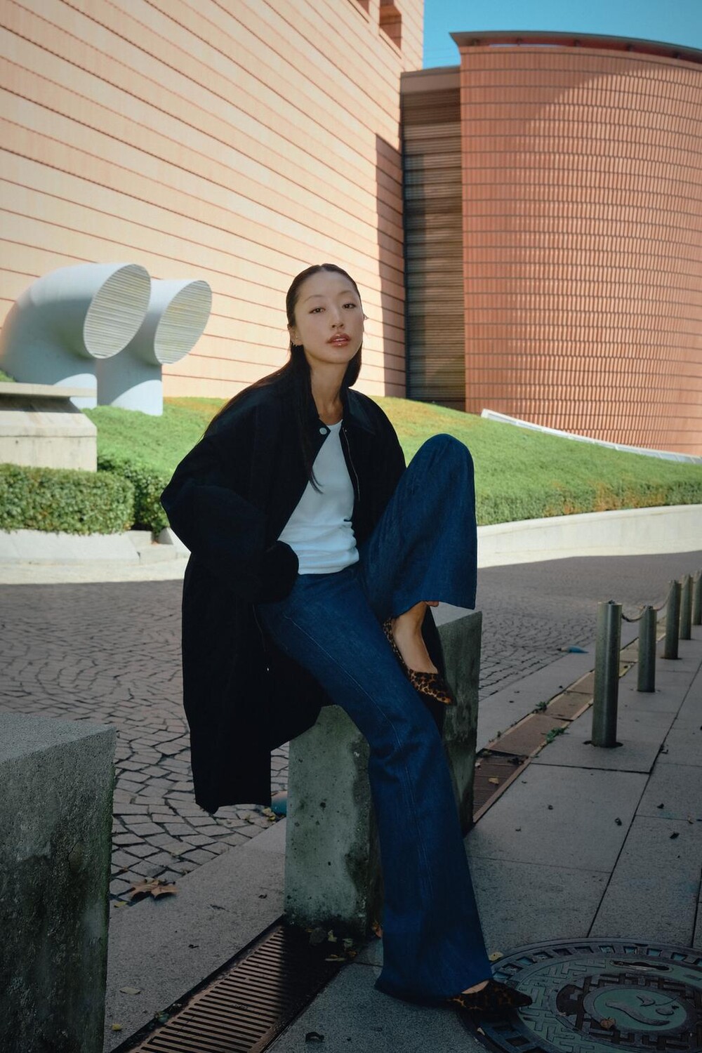 

Джинсы bootcut со средней талией ZARA, синий