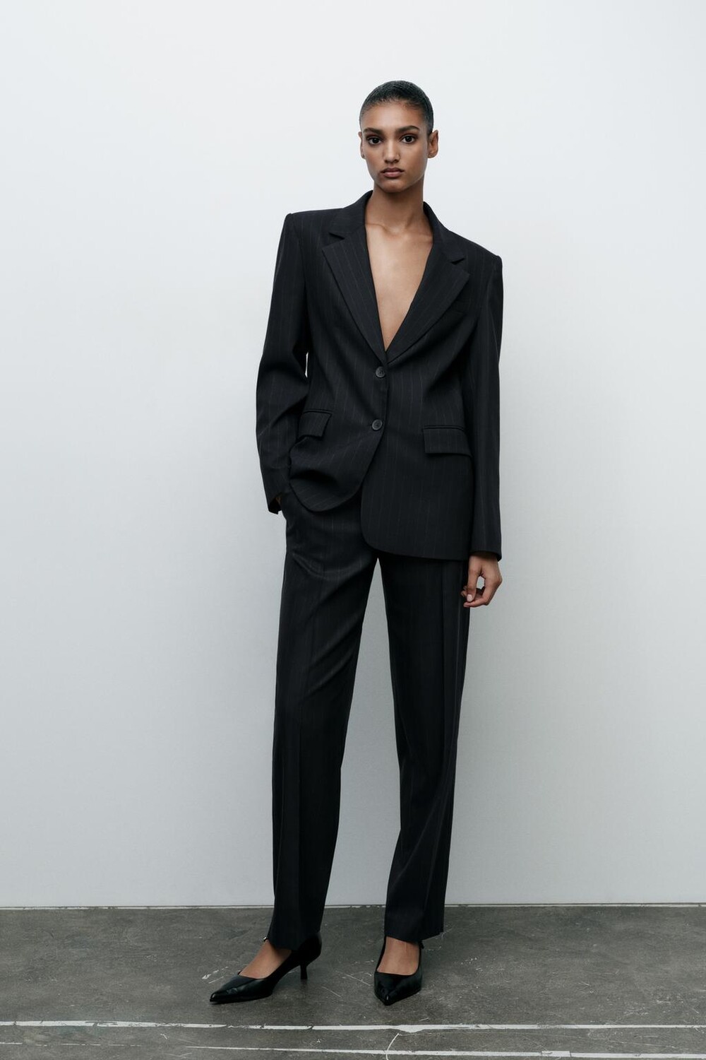 

Прямые брюки в полоску ZARA, темно-синий