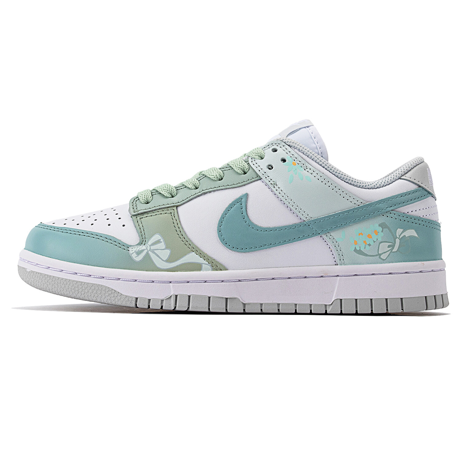 

Кроссовки Nike Dunk Skateboard Shoes Women's Low-Top Green White, зеленый