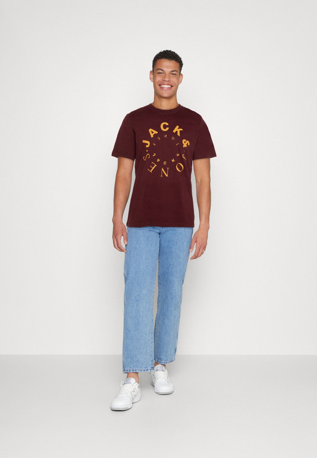 

Футболка с принтом JJWARRIOR TEE CREW NECK 3 PACK Jack & Jones, слоновая кость
