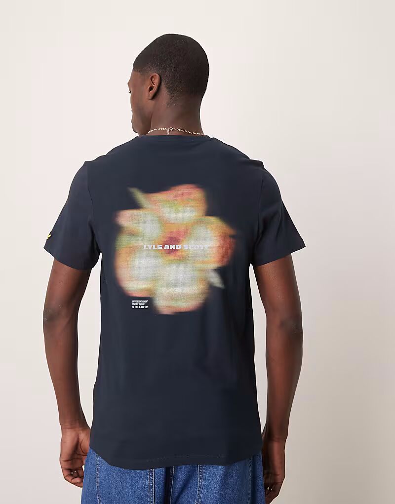 

Футболка Lyle & Scott Motion Floral Graphic, темно-синего цвета