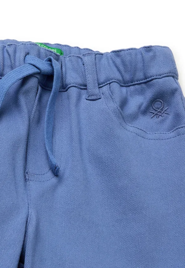 Шорты-бермуды из стрейчевой саржи United Colors Of Benetton, синий — фото 3
