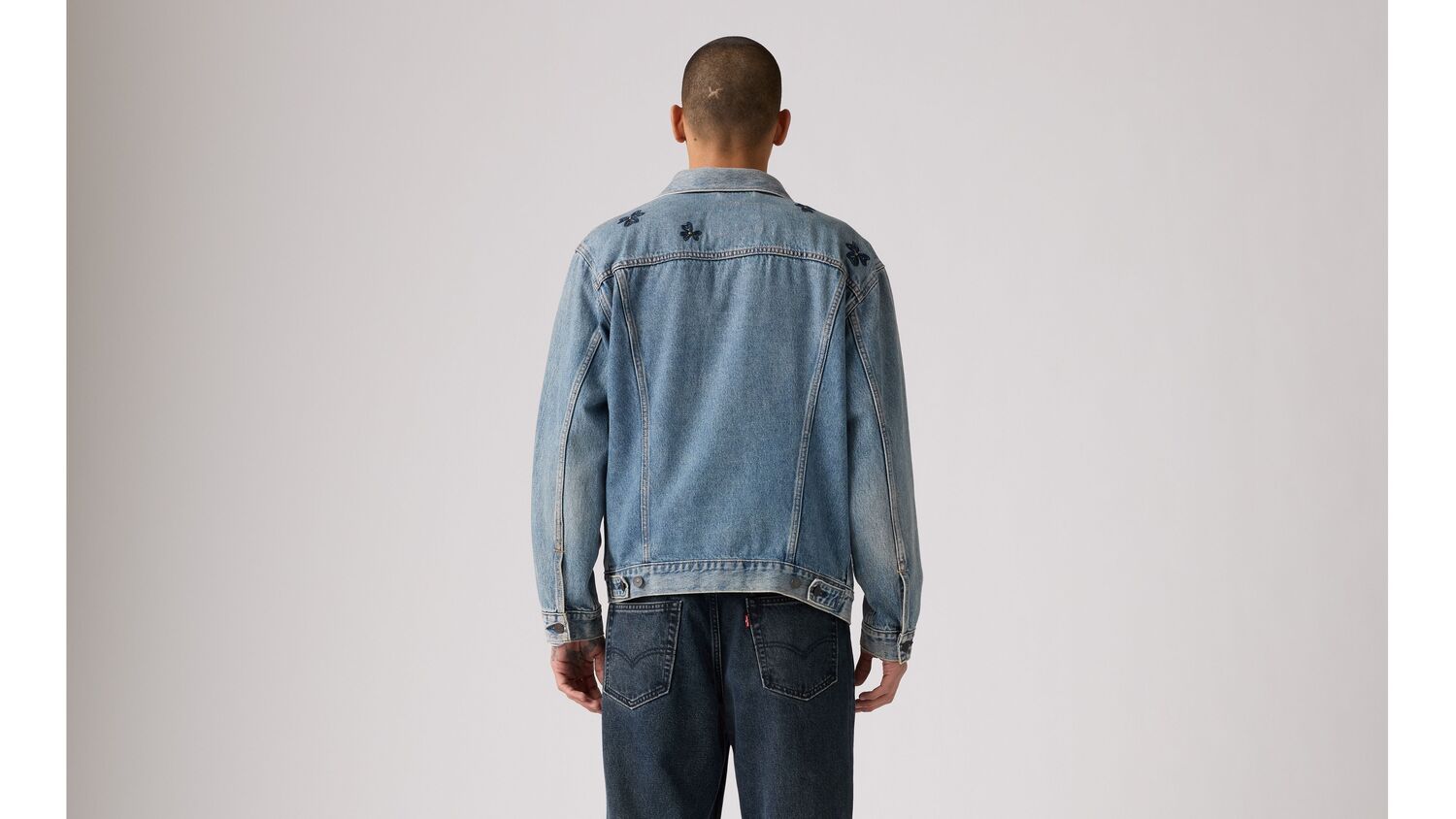 Куртка дальнобойщика свободного кроя Levi's, Embroidered Rodeo - Medium Wash — фото 3