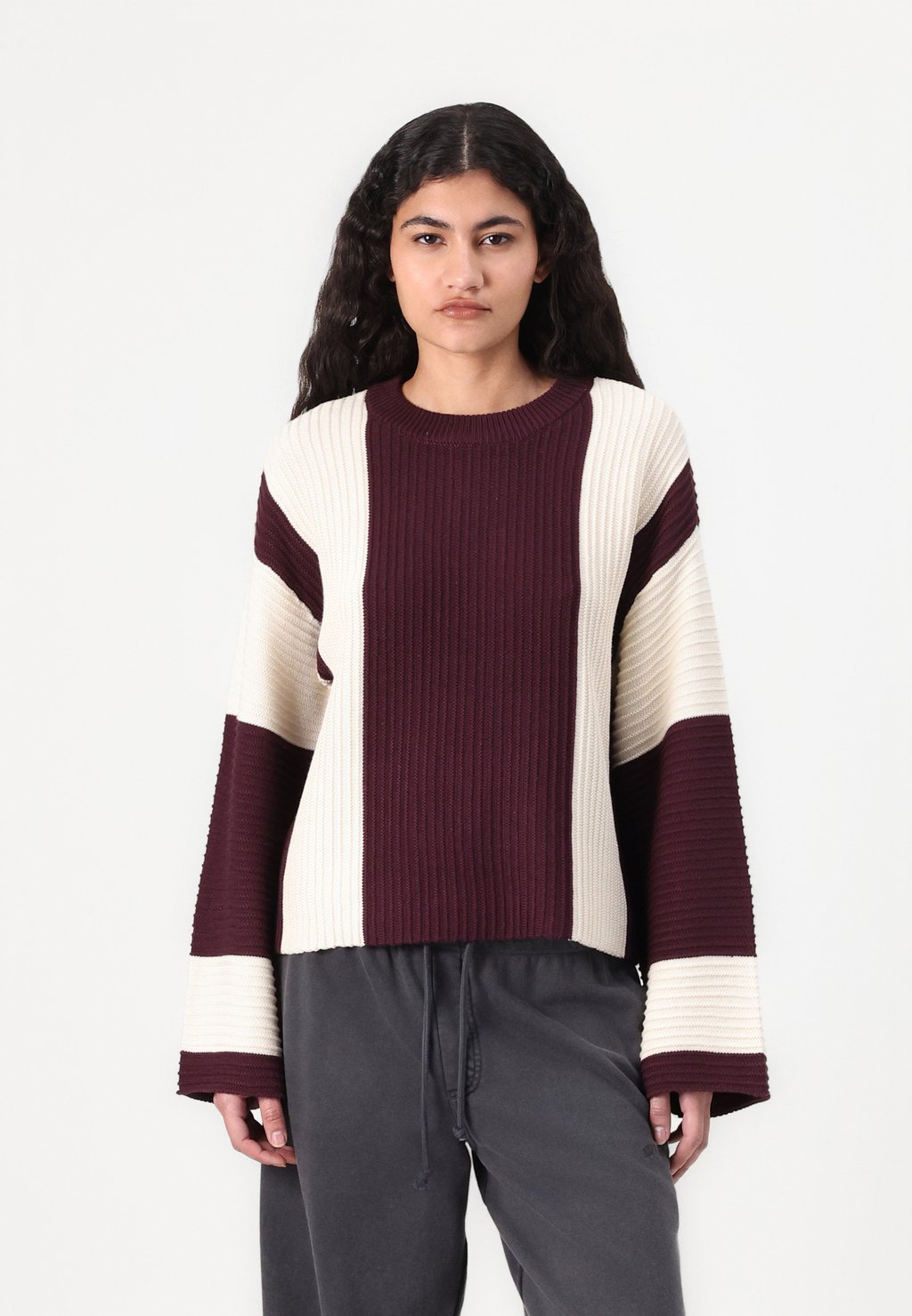 

Джемпер VMGIGI O NECK PULLOVER Vero Moda, темно-фиолетовый