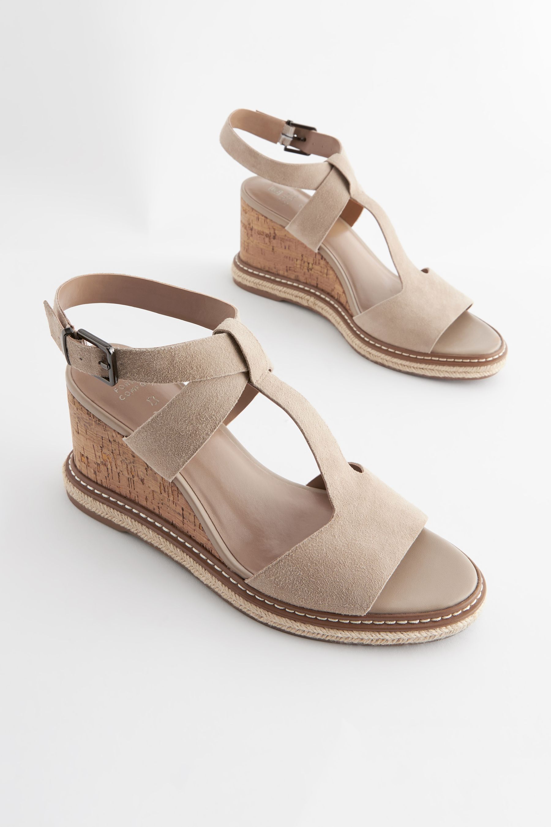 Кожаные туфли на танкетке Forever Comfort с Т-образной планкой Next, желтый