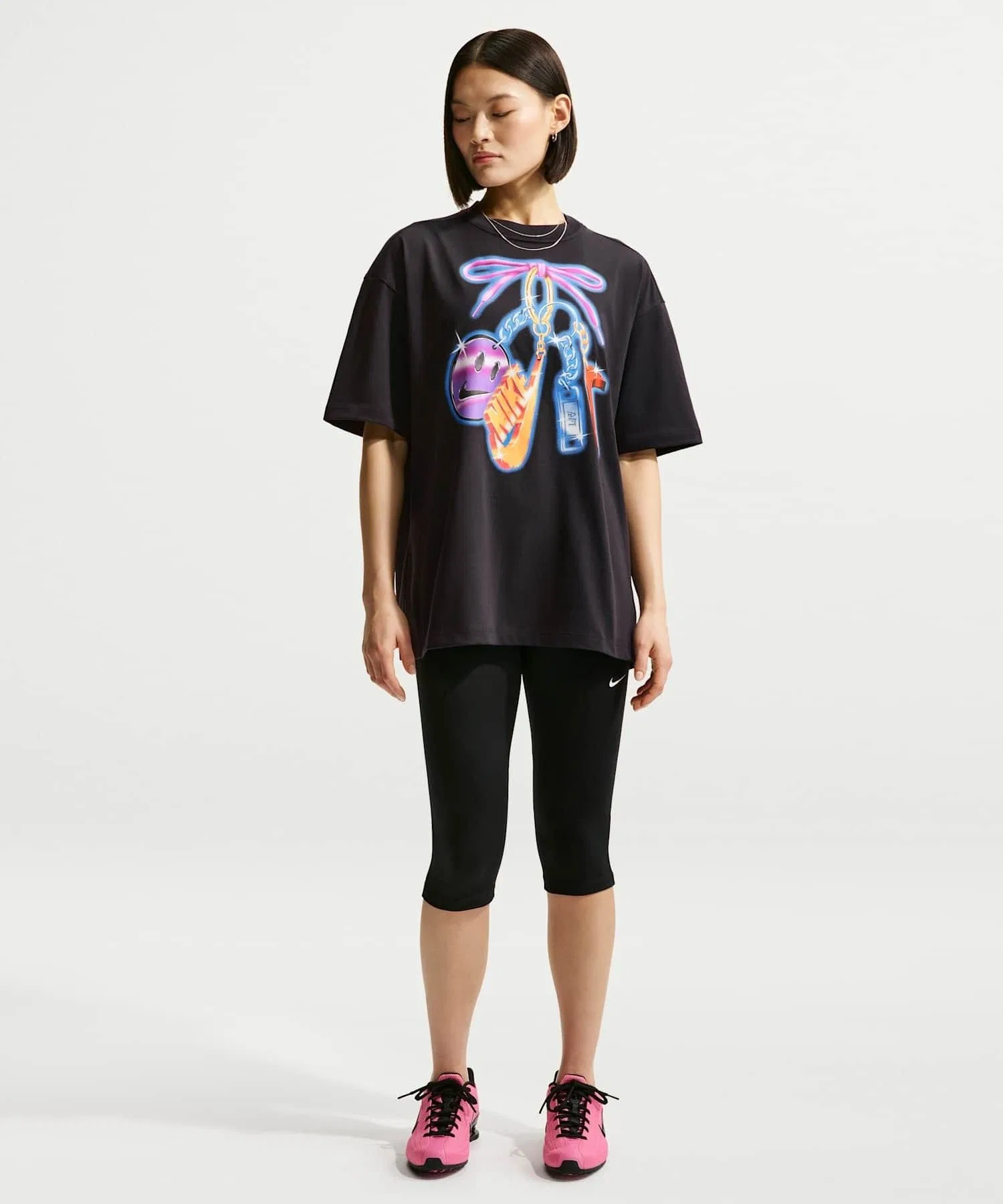 Женская футболка Nike Sportswear Classic oversized — фото 4