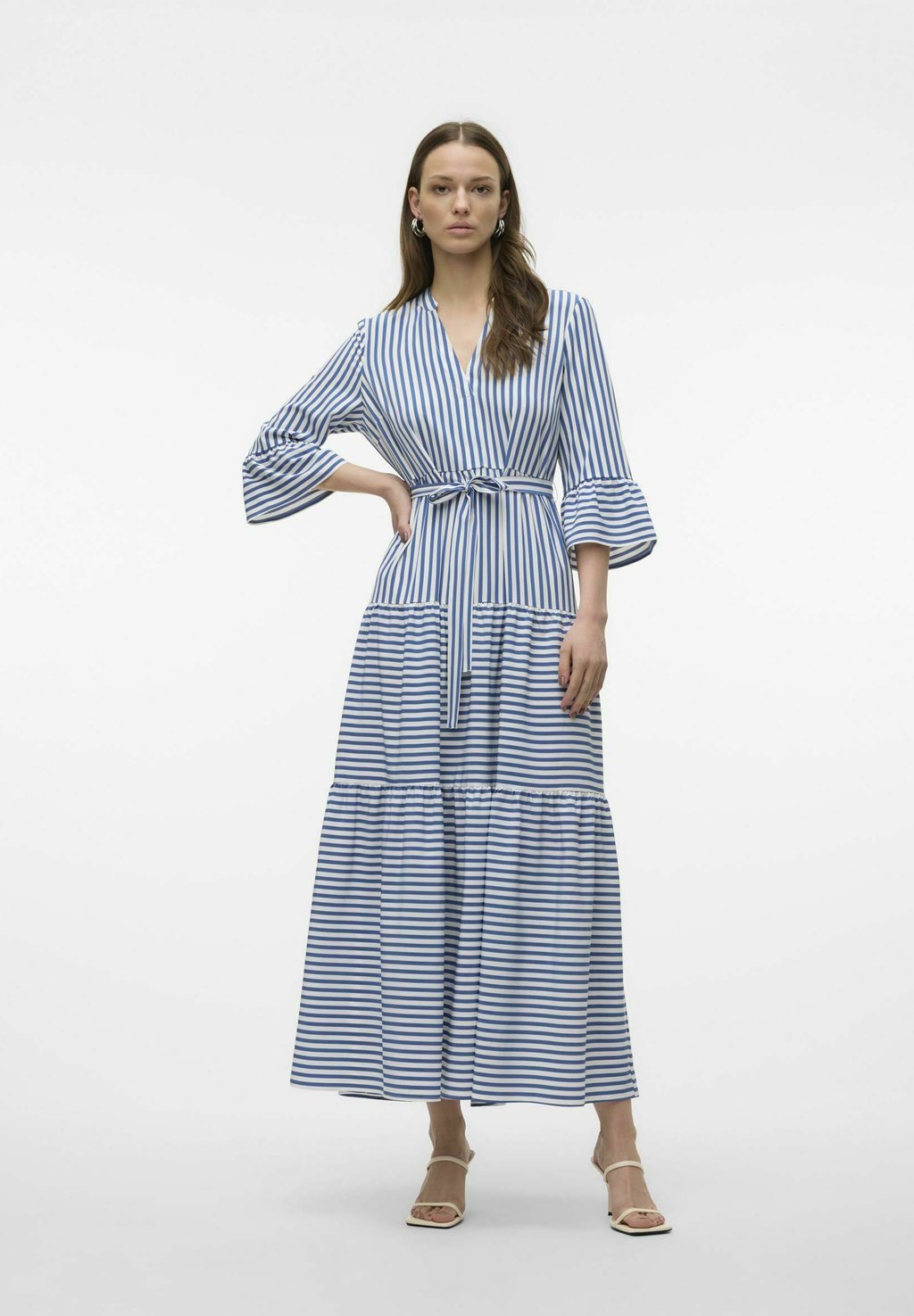 

Платье макси Vero Moda, кремовый