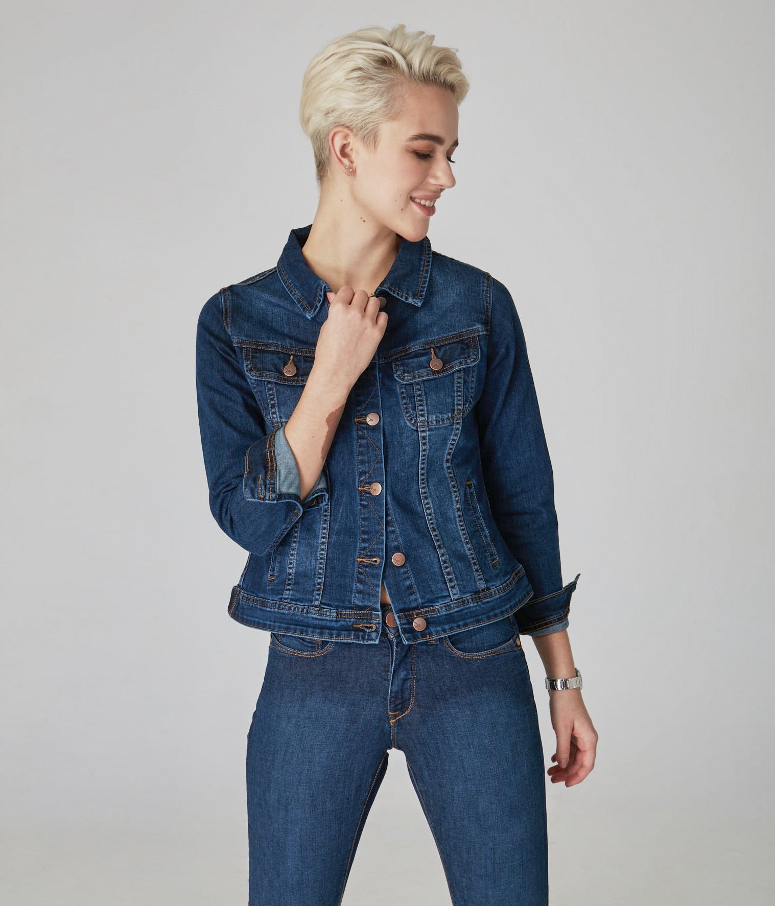 

Классическая джинсовая куртка Gabriella-CSN Lola Jeans, цвет cool starry night
