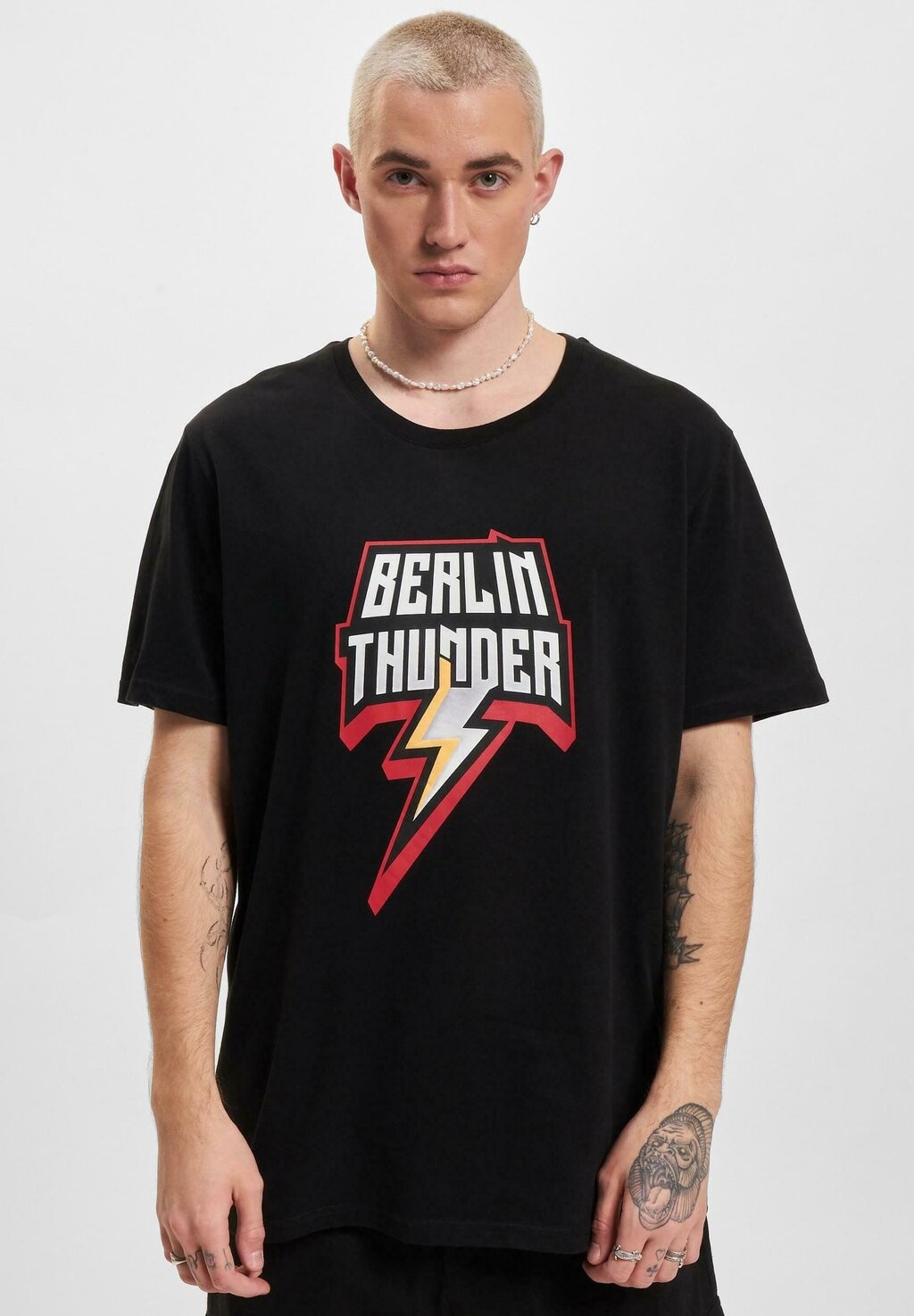 

Футболка с принтом EUROPEAN LEAGUE OF FOOTBALL BERLIN THUNDER ICONIC DEF, черный