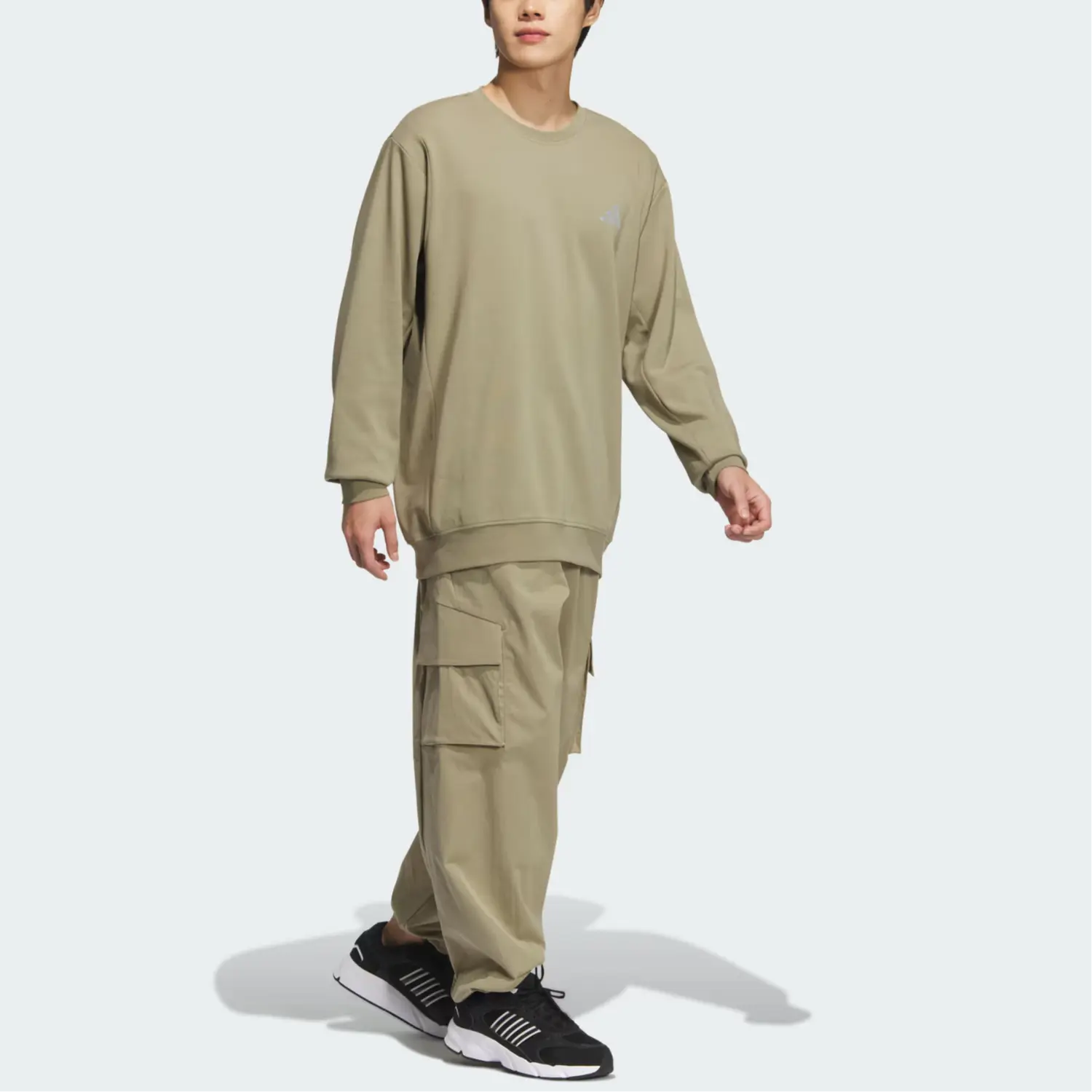 Футболка мужская зеленая Adidas FW24 M TRANS CREW1 — фото 3