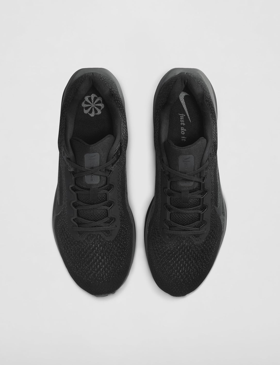 Мужские кроссовки для бега по шоссе Nike Winflo 11, черный — фото 4