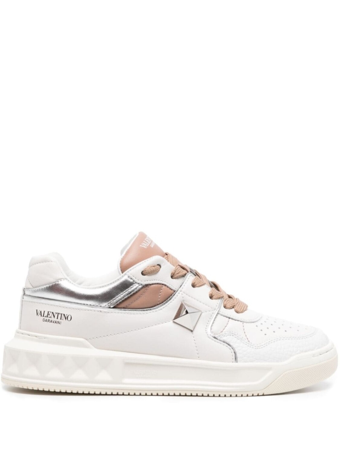 

Кроссовки Valentino Garavani One Stud, белый/бежевый