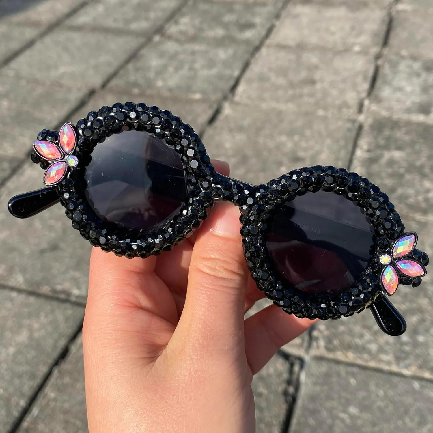 

Ретро круглые солнцезащитные очки с бриллиантами для женщин, модные винтажные очки в форме круга со стразами, стильные очки в толстой оправе mincl, Black