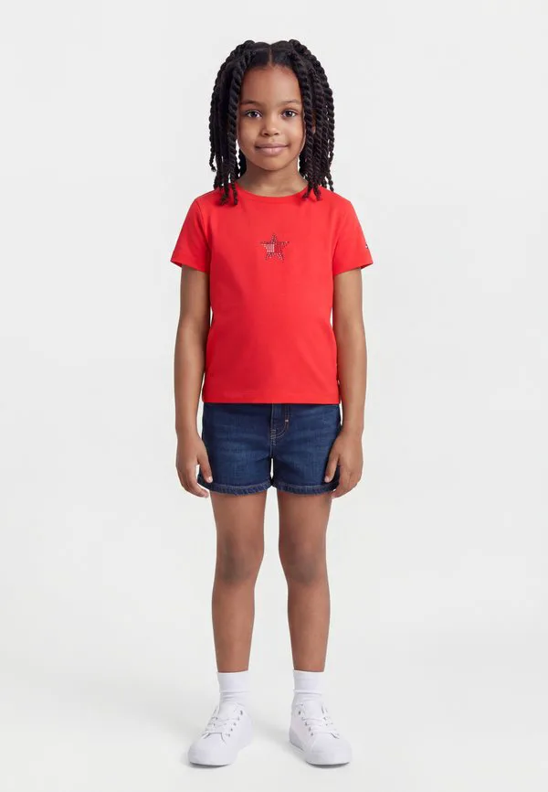 Футболка очень узкого кроя с принтом флага со звездами. Tommy Hilfiger, Red Alert