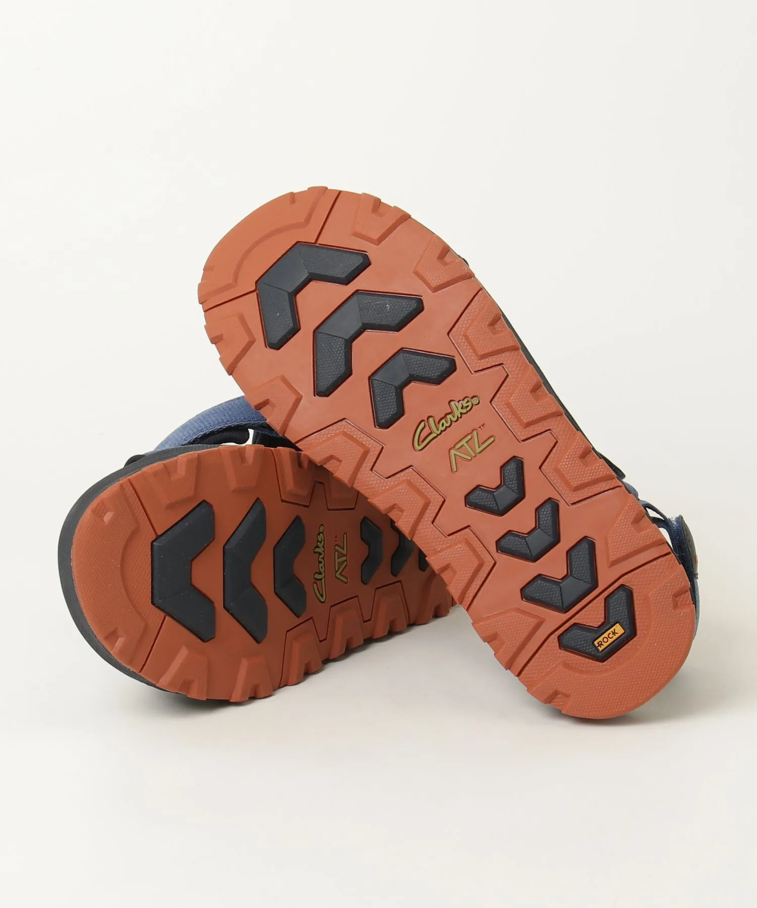 Мужские спортивные сандалии Clarks ATL TREK SEA с регулируемыми ремнями черные — фото 4