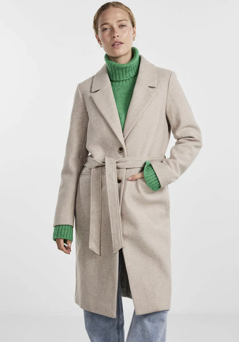 

Полупальто "PCNASHA LS COAT NOOS" Pieces, белый