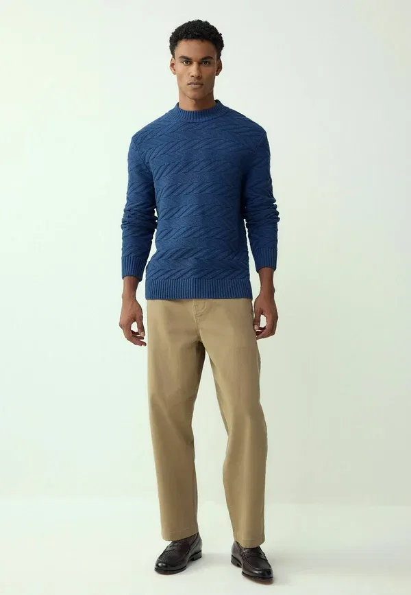 Джемпер Regular fit Next, модель rich chevron cable jumper, средне-синий — фото 2