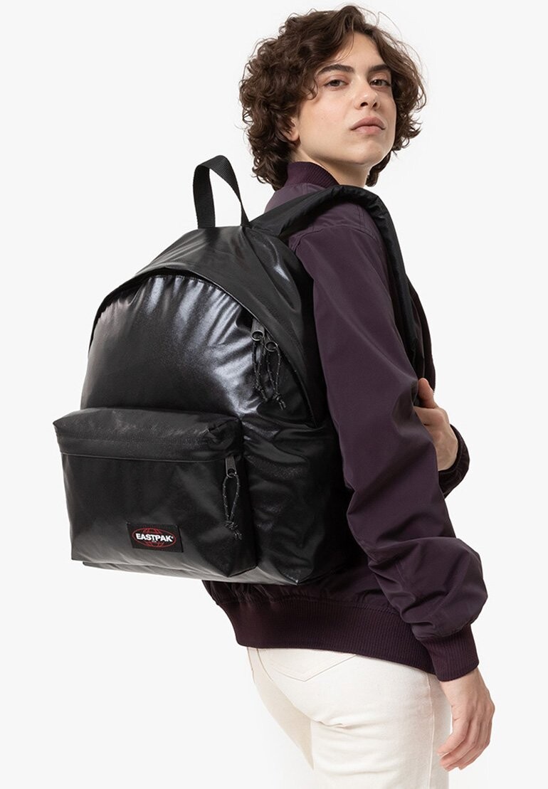 

Рюкзак Padded Pak'R Rucksack 40 Cm Eastpak, цвет glossy black
