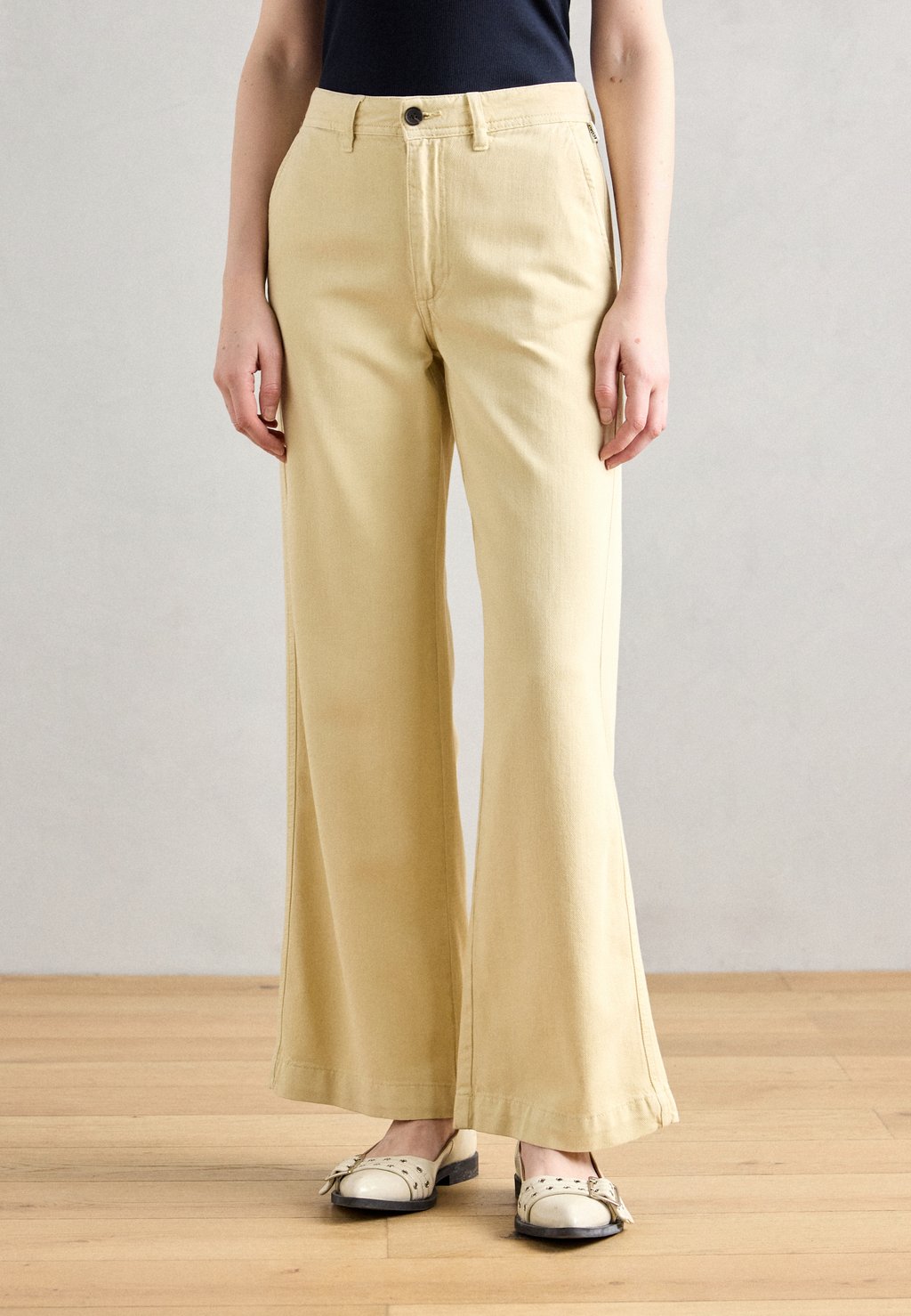 

Брюки PANTS WOMAN Ecoalf, песочный