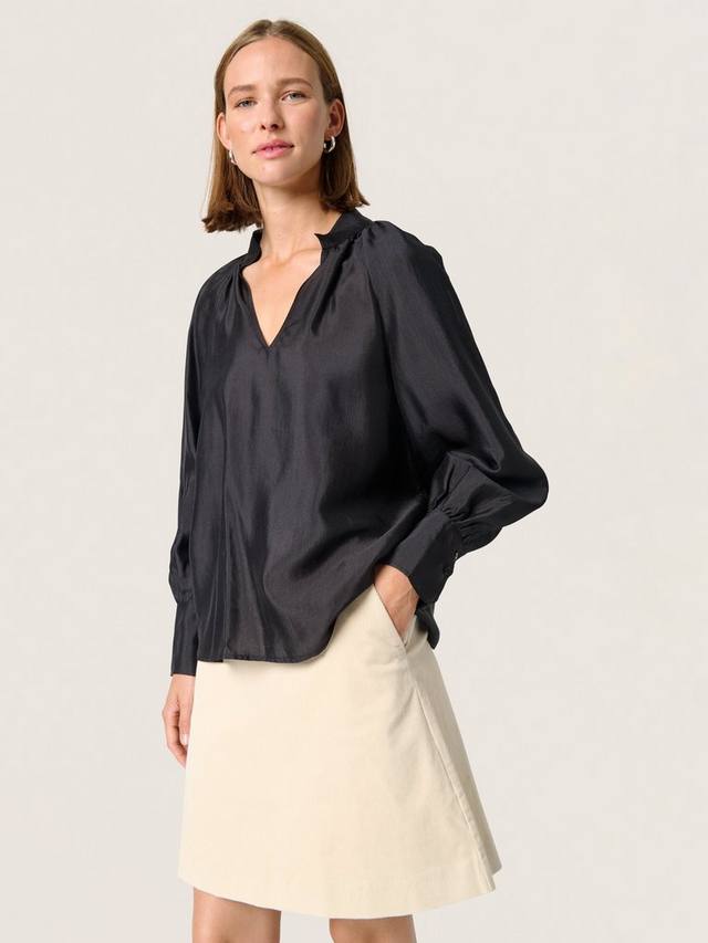 

Топ Karolina Soaked In Luxury, Black