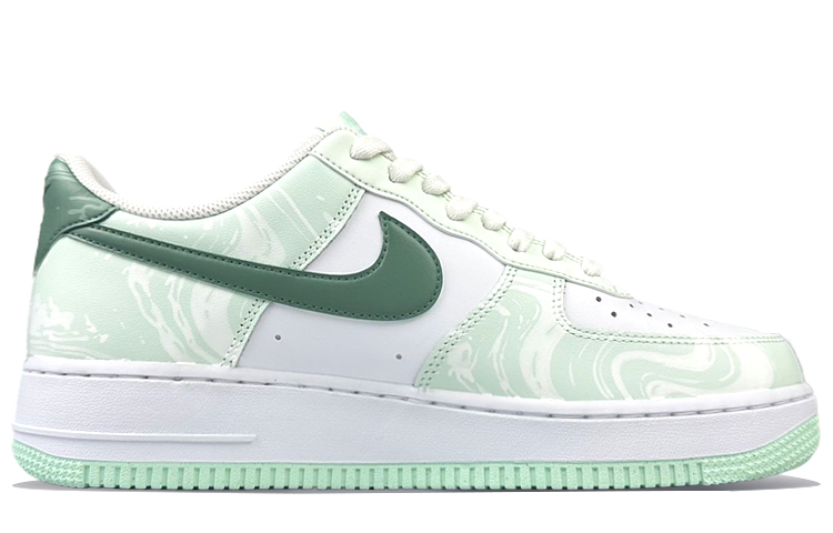 

Мужские кроссовки для скейтбординга Nike Air Force 1, White