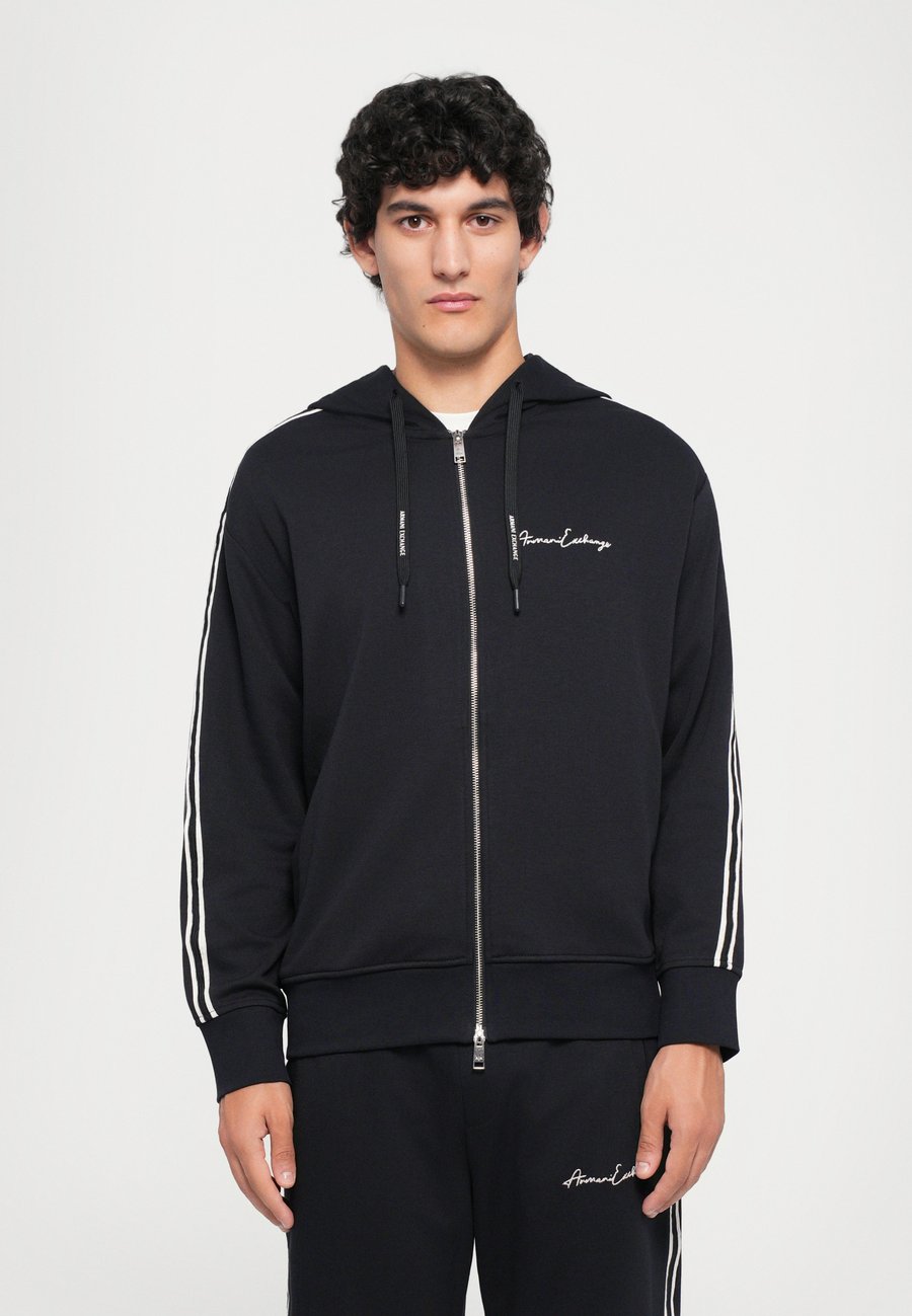 

Толстовка Armani Exchange Zip-up sweatshirt, Deep Navy/Dark Blue