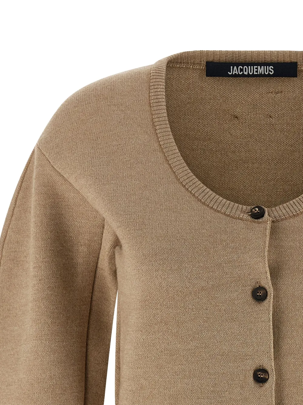 Кардиган с круглым вырезом и застежкой на две пуговицы Jacquemus, бежевый — фото 4