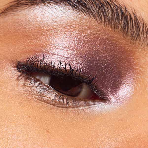 Тени для век в карандаше MAC COSMETICS Dazzleshadow Eyeshadow Stick, TAUPE IT OFF — фото 4