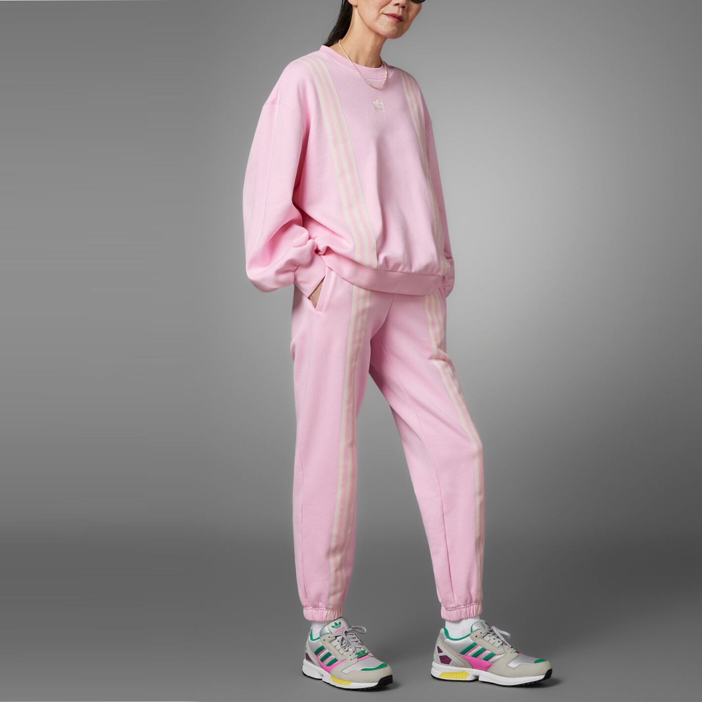 SS23 Adicolor 70s Retro Series Толстовка женская розовая Adidas Originals — фото 2