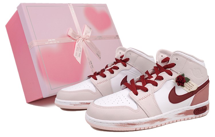 

Кроссовки Air Jordan 1 Vintage Basketball Shoes Women's Mid-top Pink, розовый