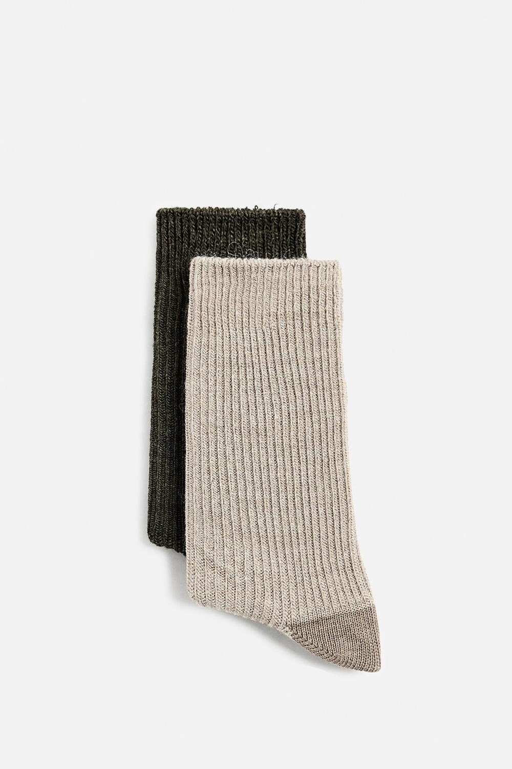 

Упаковка из 2 текстурных контрастных носков ZARA, цвет various