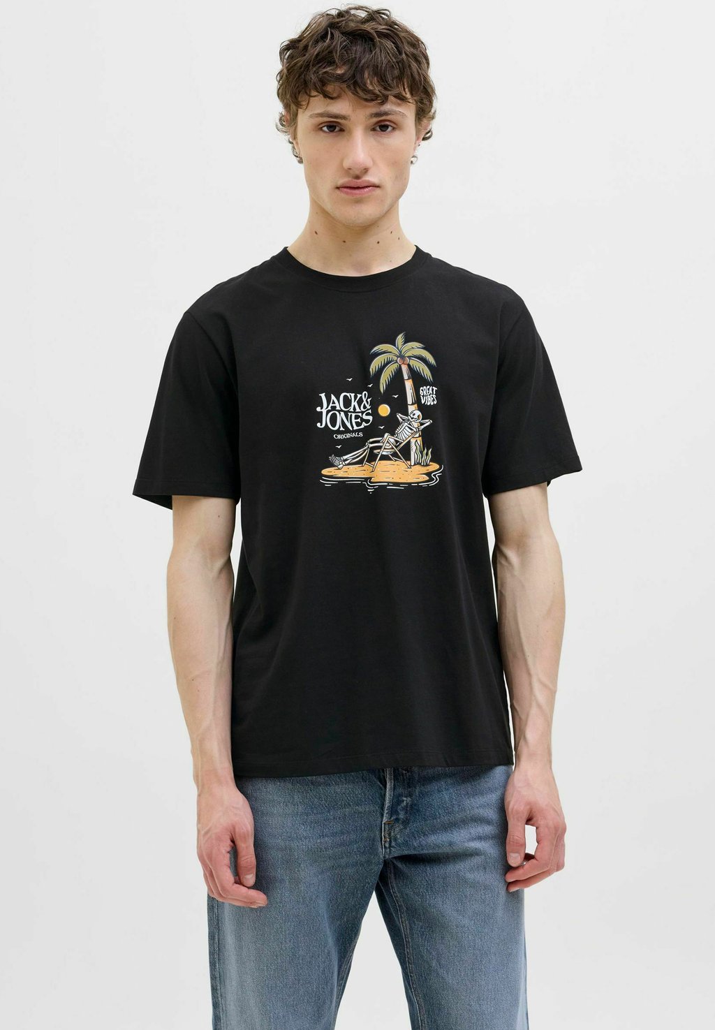 

Футболка с принтом Jack & Jones, черный