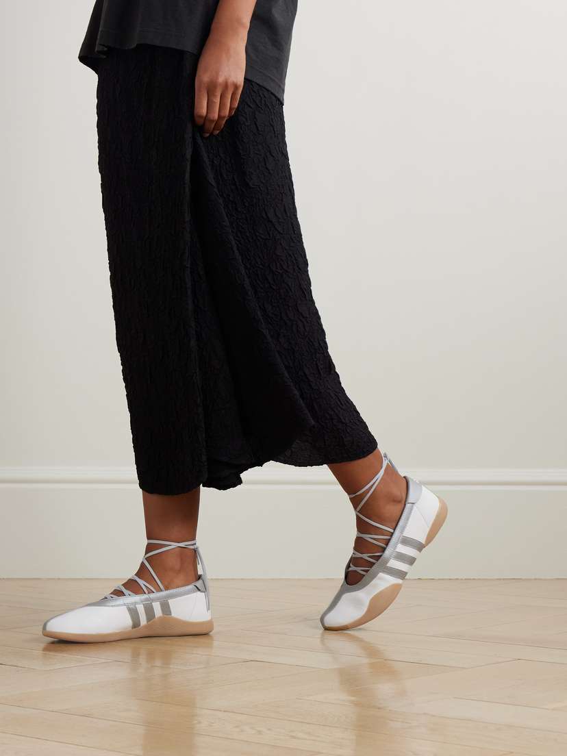 Кроссовки балетки Taekwondo mei с металлической отделкой из кожи Adidas Originals, серебряный — фото 2