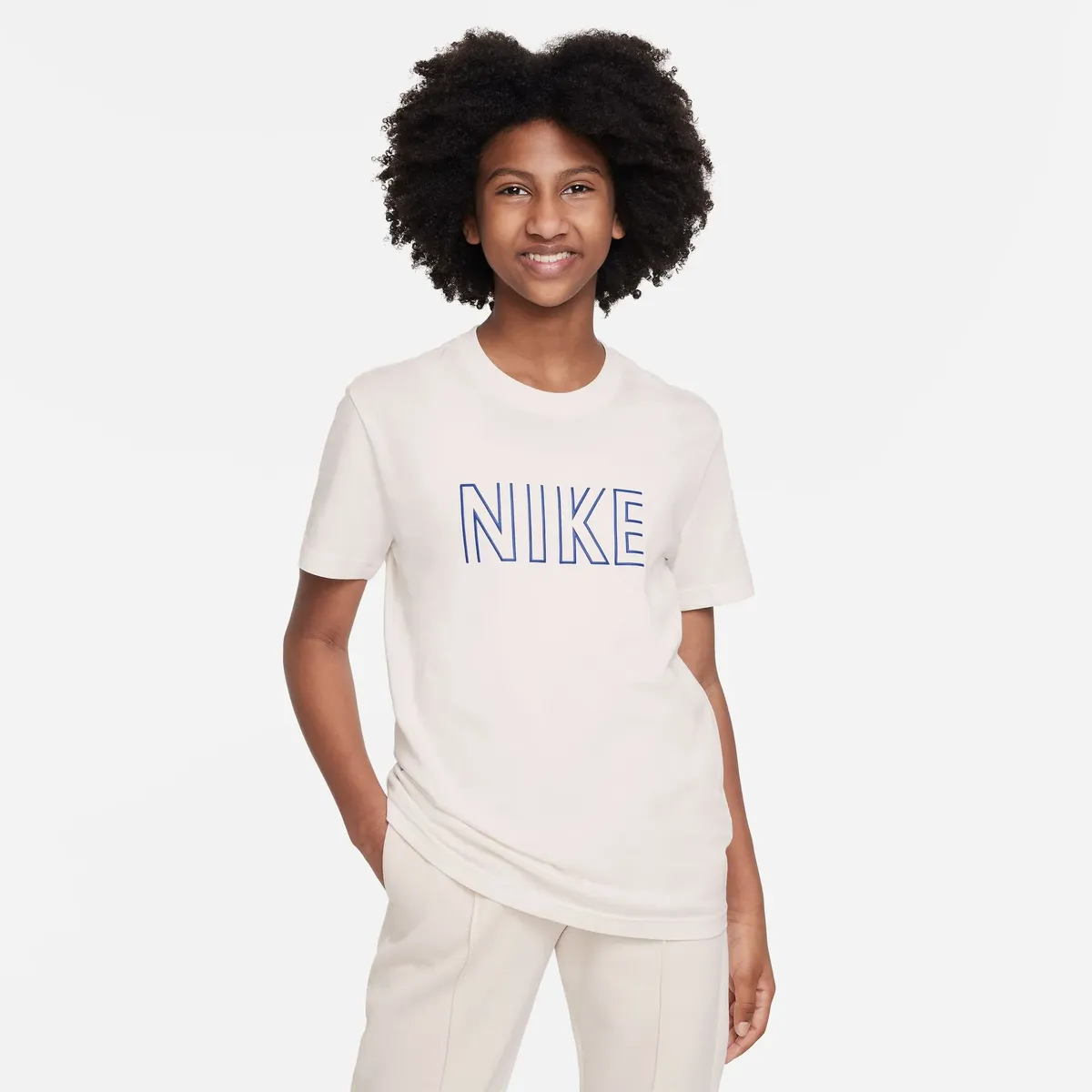

Футболка Nike Sportswear "G NSW BF TEE PRNT SW - для детей", цвет Phantom