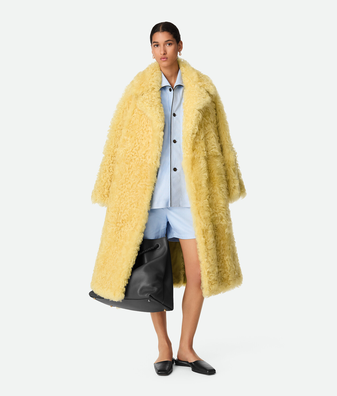 

Пальто из кудрявой овчины Bottega Veneta