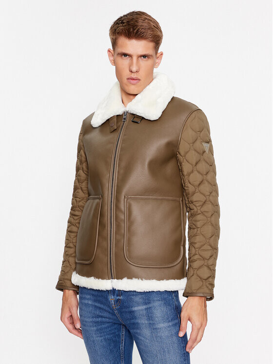 

Куртка из искусственной кожи, стандартного кроя Guess, коричневый