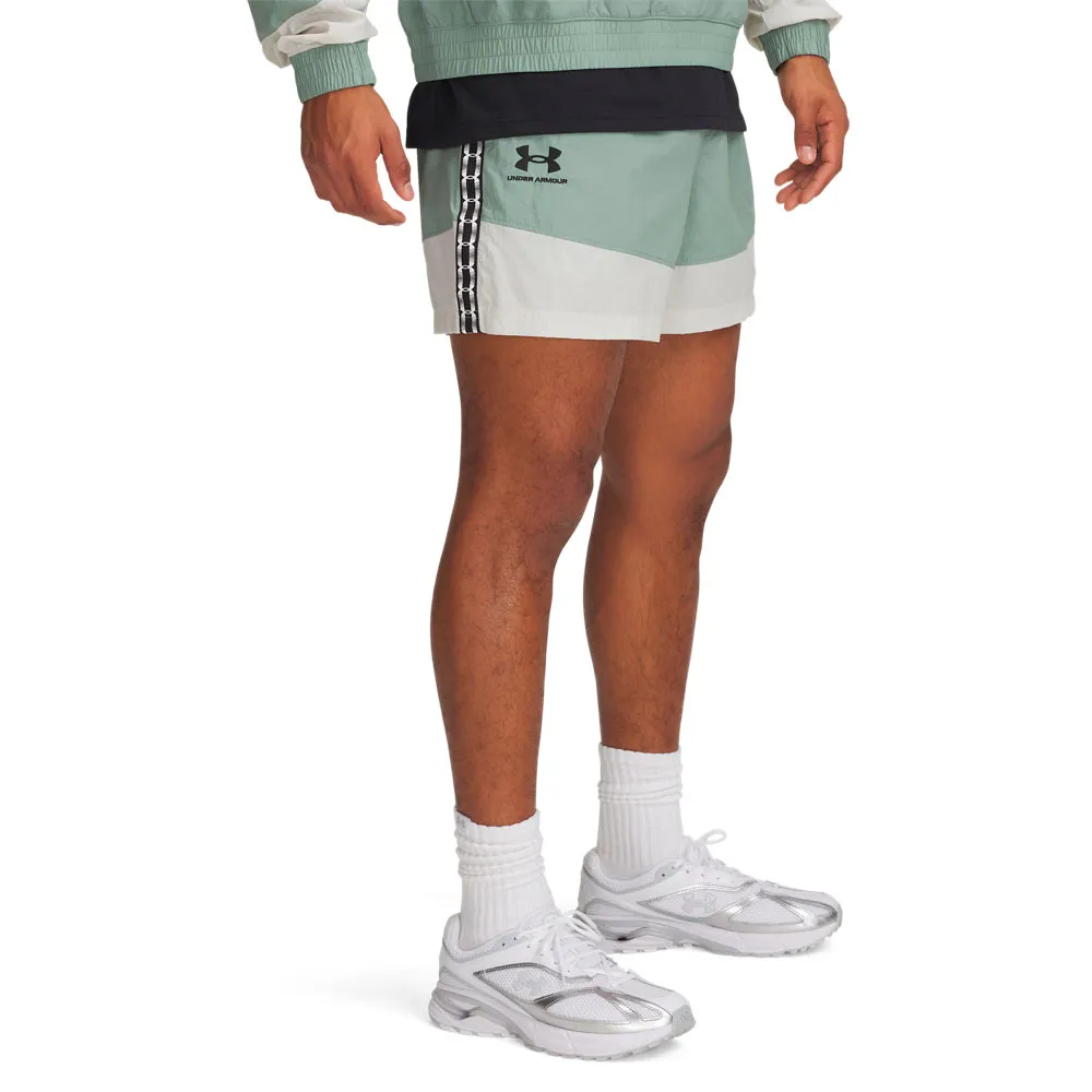 

Шорты Under Armour Terrace96 Woven, зеленый