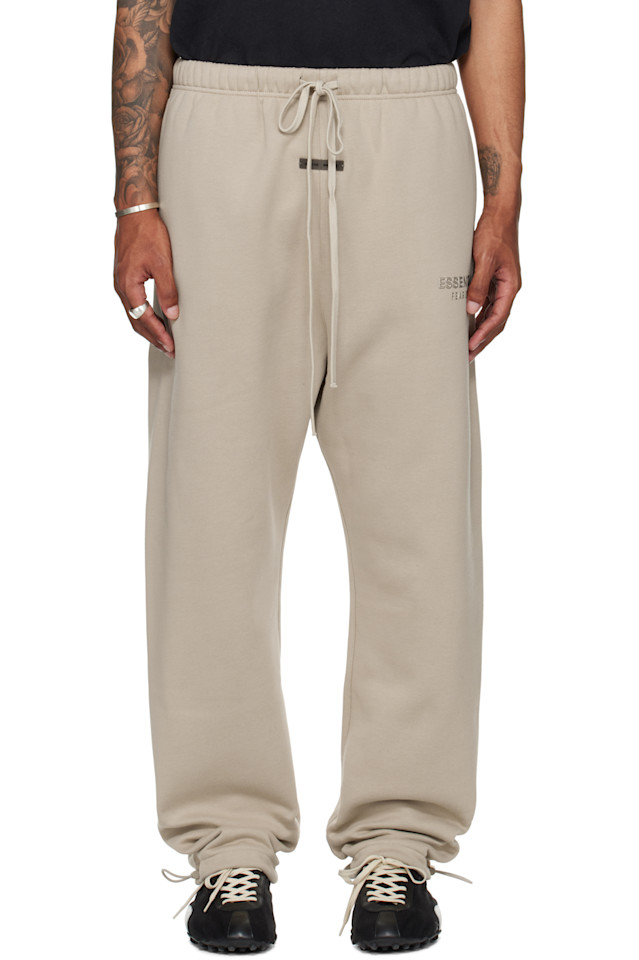 

Удобные флисовые спортивные штаны Fear Of God Essentials, цвет timber