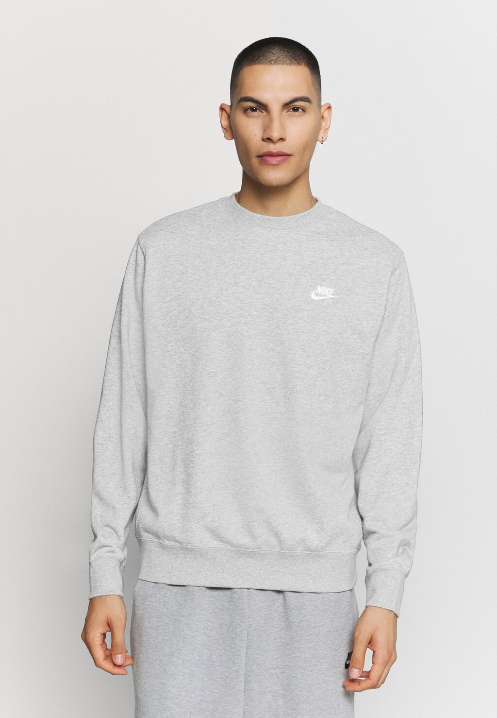 

Толстовка CLUB Nike, темно-серый вереск/белый