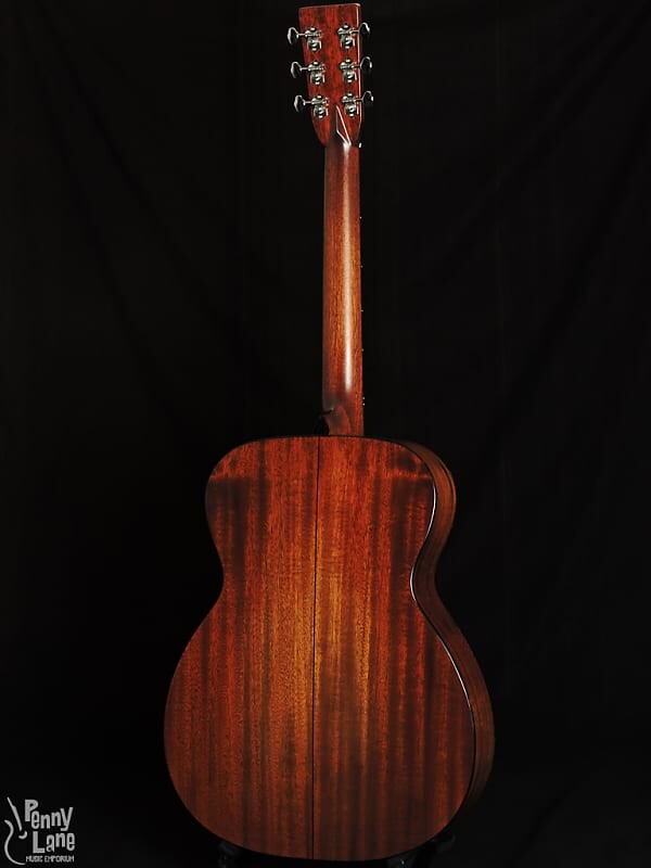 

Акустическая гитара Eastman E10OM Adirondack Top Acoustic Orchestra Model Guitar with Case