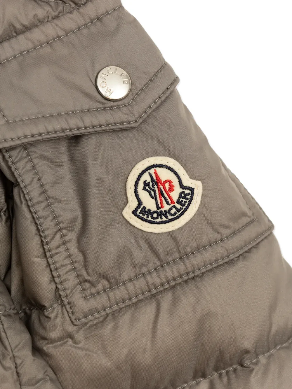 Стеганая куртка с нашивкой-логотипом Moncler Enfant, серый — фото 3