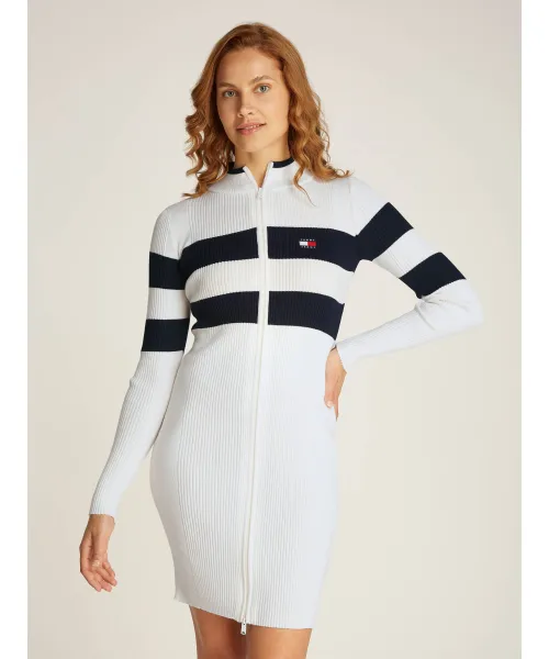 

Платье Tommy Jeans, белый