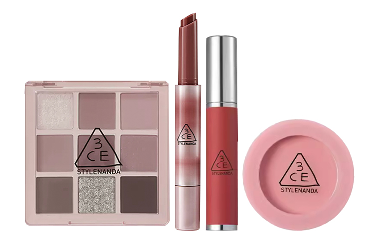 

Набор макияжа Lip Gloss Full Look из четырех предметов, легко растушевывается 3CE