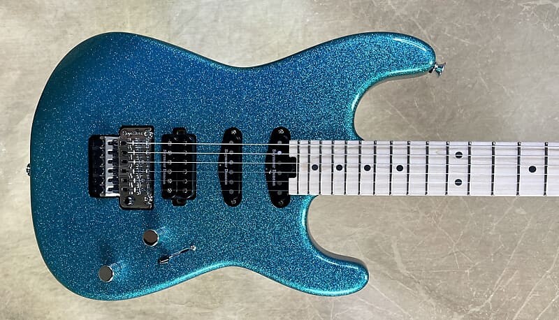 

Электрогитара Charvel Pro Mod So-Cal Style 1 HSS FR M Aqua Flake Guitar
