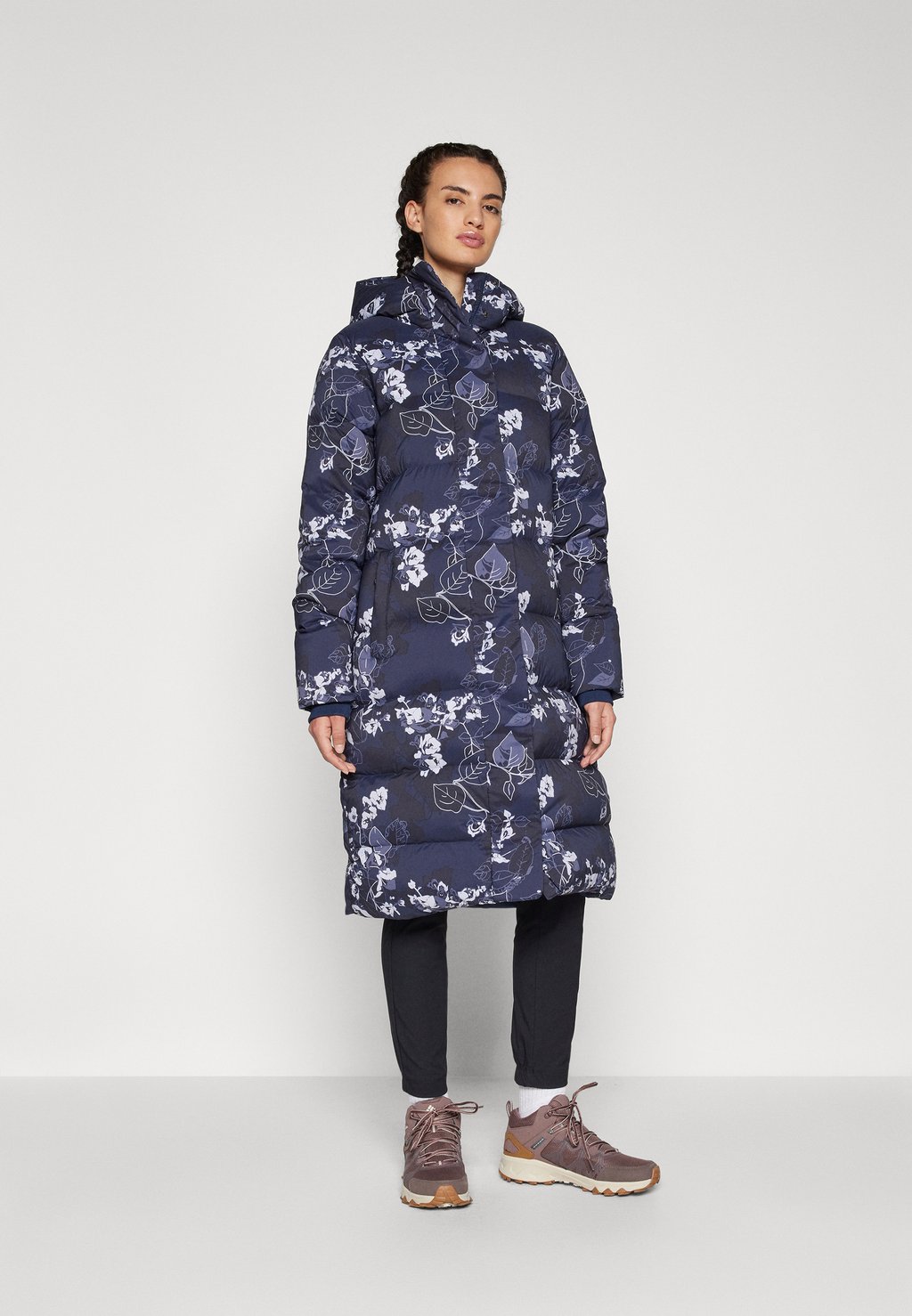 

Пуховик BOUNDLESS DAYS PRINT LONG DOWN JACKET Columbia, темно-синий