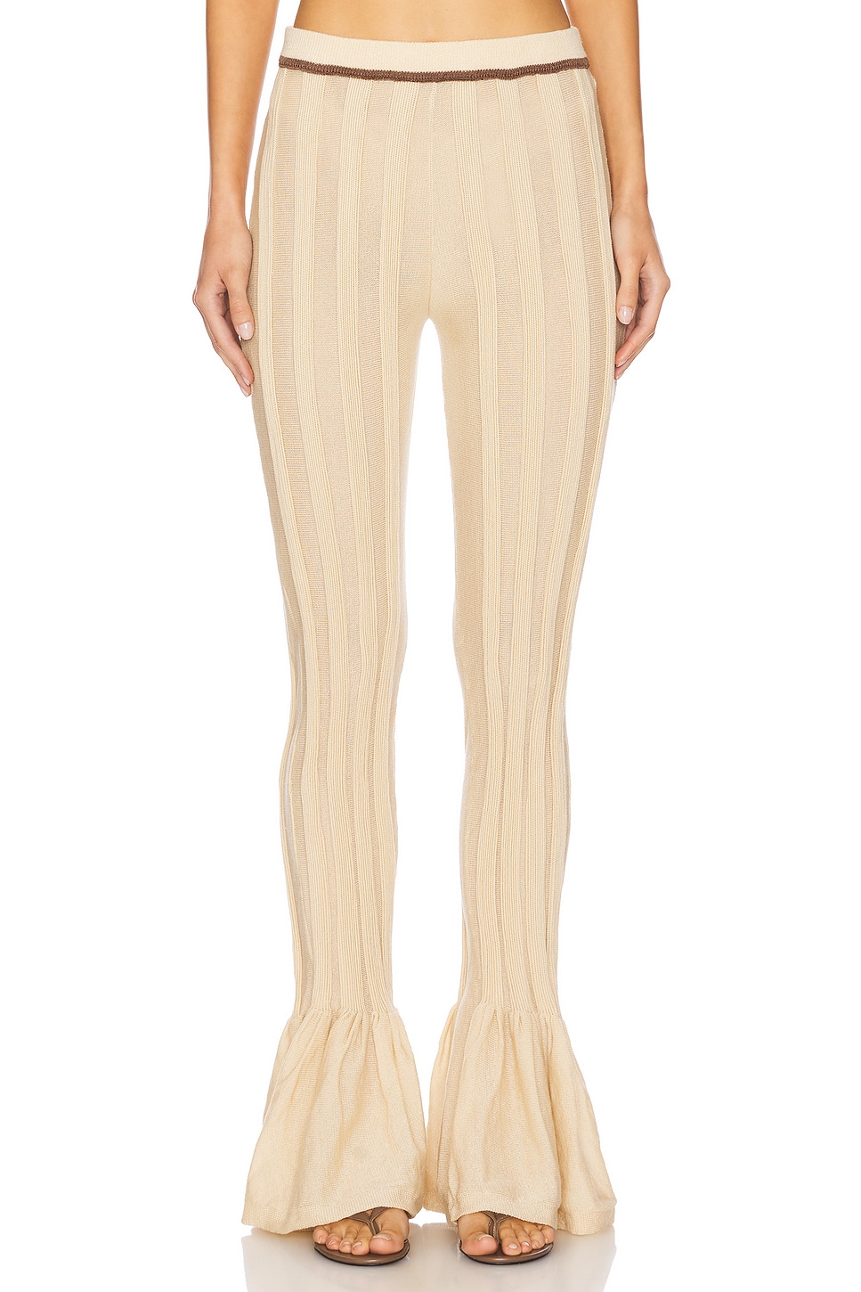 

Брюки в складку Pleatflare Isa Boulder, beige