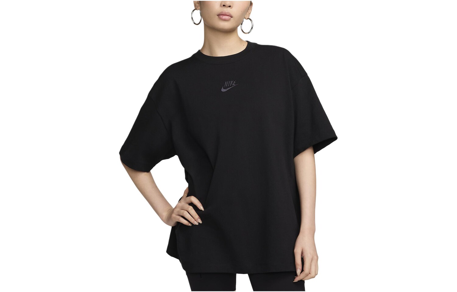 

Футболка женская черная Nike