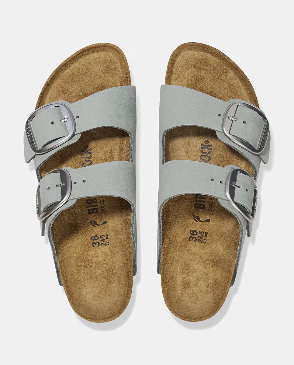 Женские сандалии Arizona с большой пряжкой из нубука Birkenstock, зеленый — фото 2