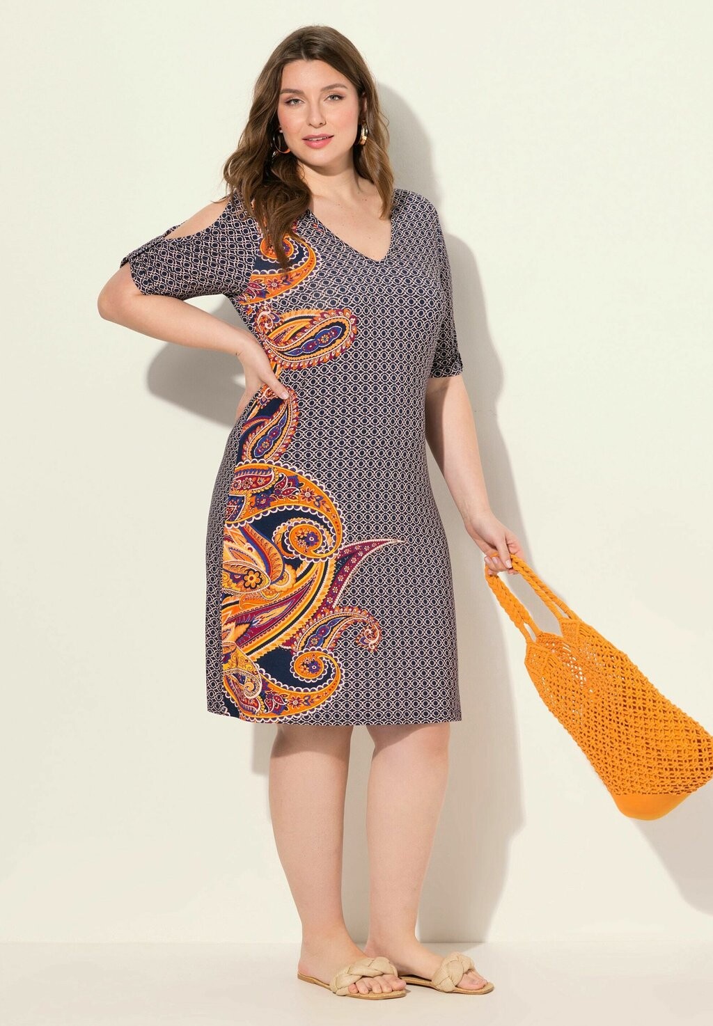 

Пляжный аксессуар PAISLEY COLD SHOULDER V-NECK Ulla Popken, темно-синий