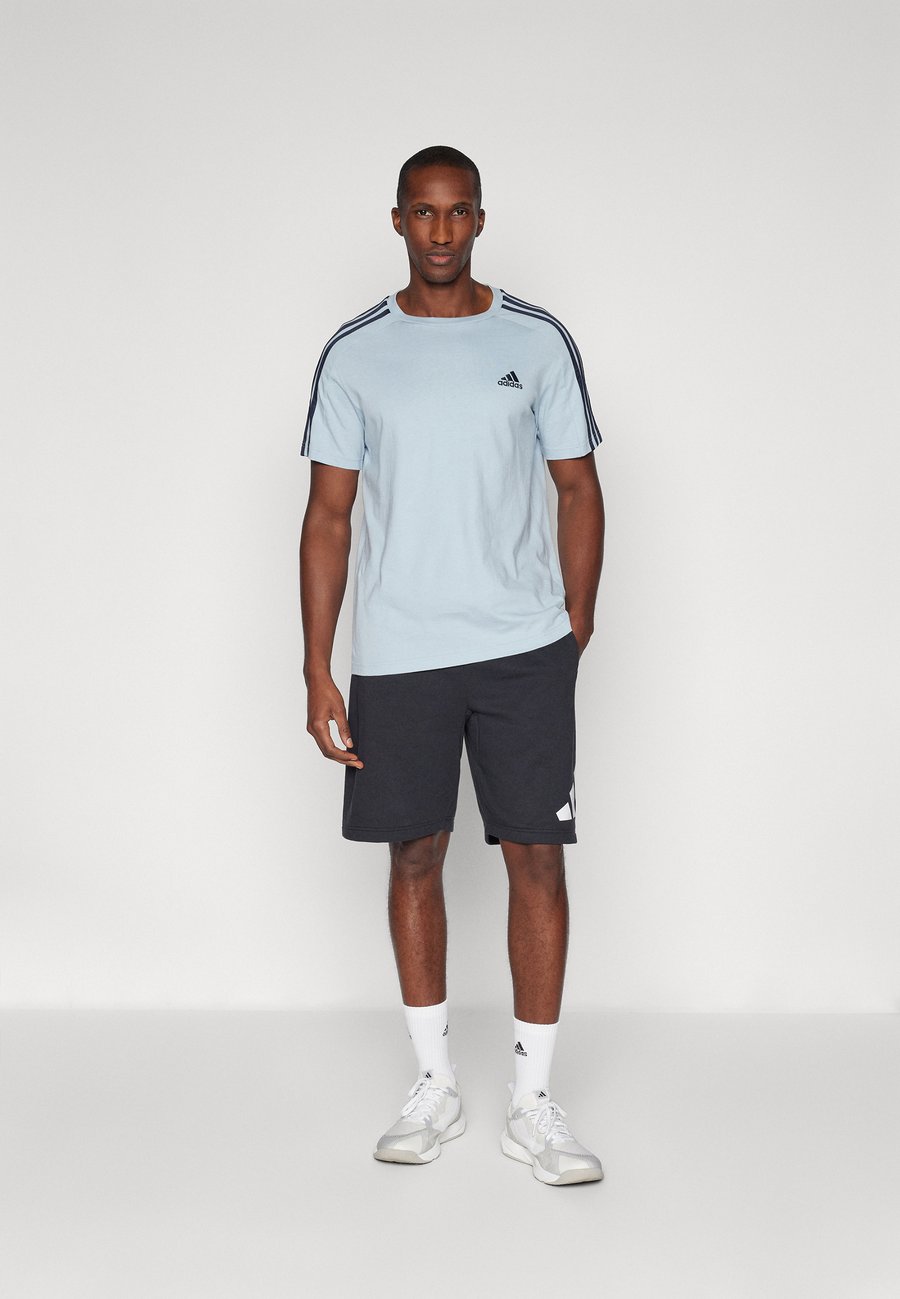 Спортивные шорты Adidas Sportswear ESSENTIALS BIG LOGO SHORT, Black/White/Black — фото 2